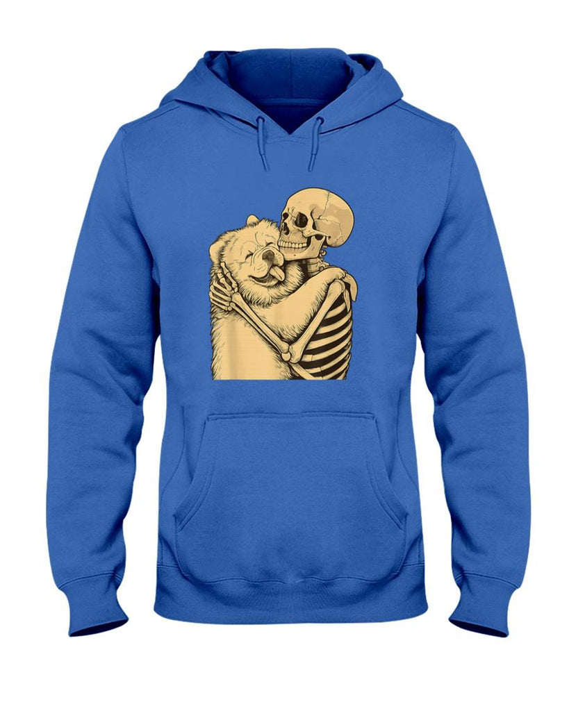 Pet Mom Halloween Shirt - Skeleton Hugging Chow Dog Halloween T-Shirt