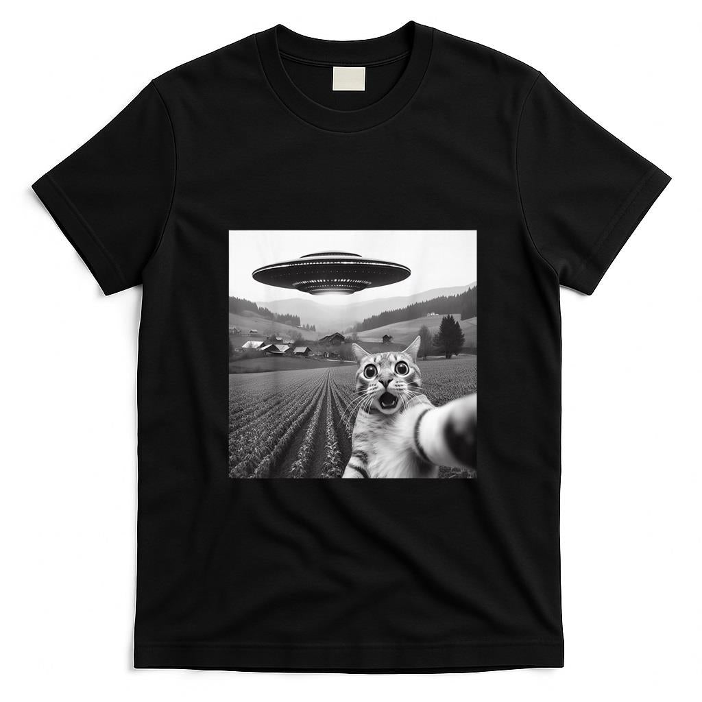 Funny Tees - Cat Selfie With Alien UFO Funny Cat Gifts For Men Women Kid T-Shirt