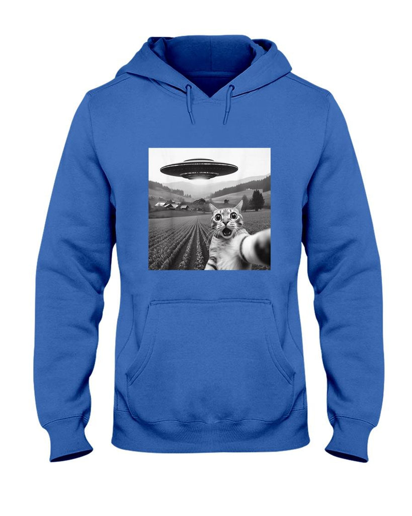Funny Tees - Cat Selfie With Alien UFO Funny Cat Gifts For Men Women Kid T-Shirt