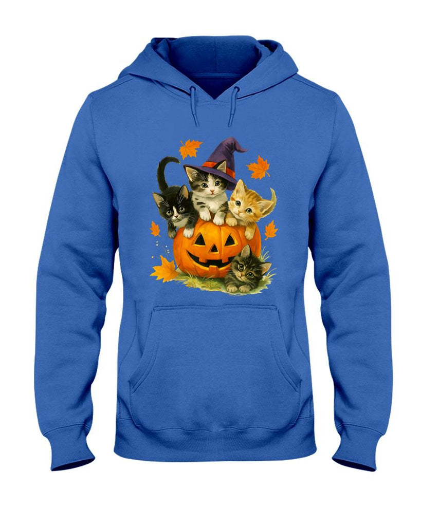 Pet Mom Halloween Shirt - Cute Cat Pumpkin Halloween Spooky Season Vintage T-Shirt