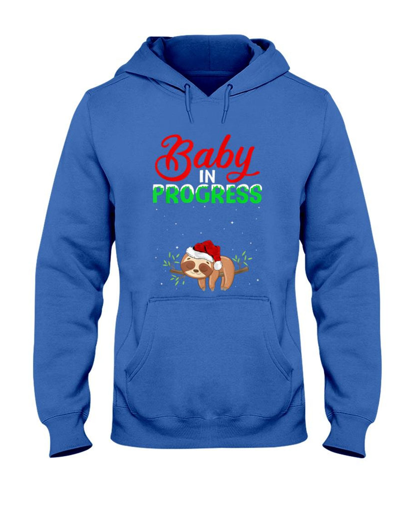 Pregnant Women Sloth Pregnancy Announcement Christmas T-Shirt
