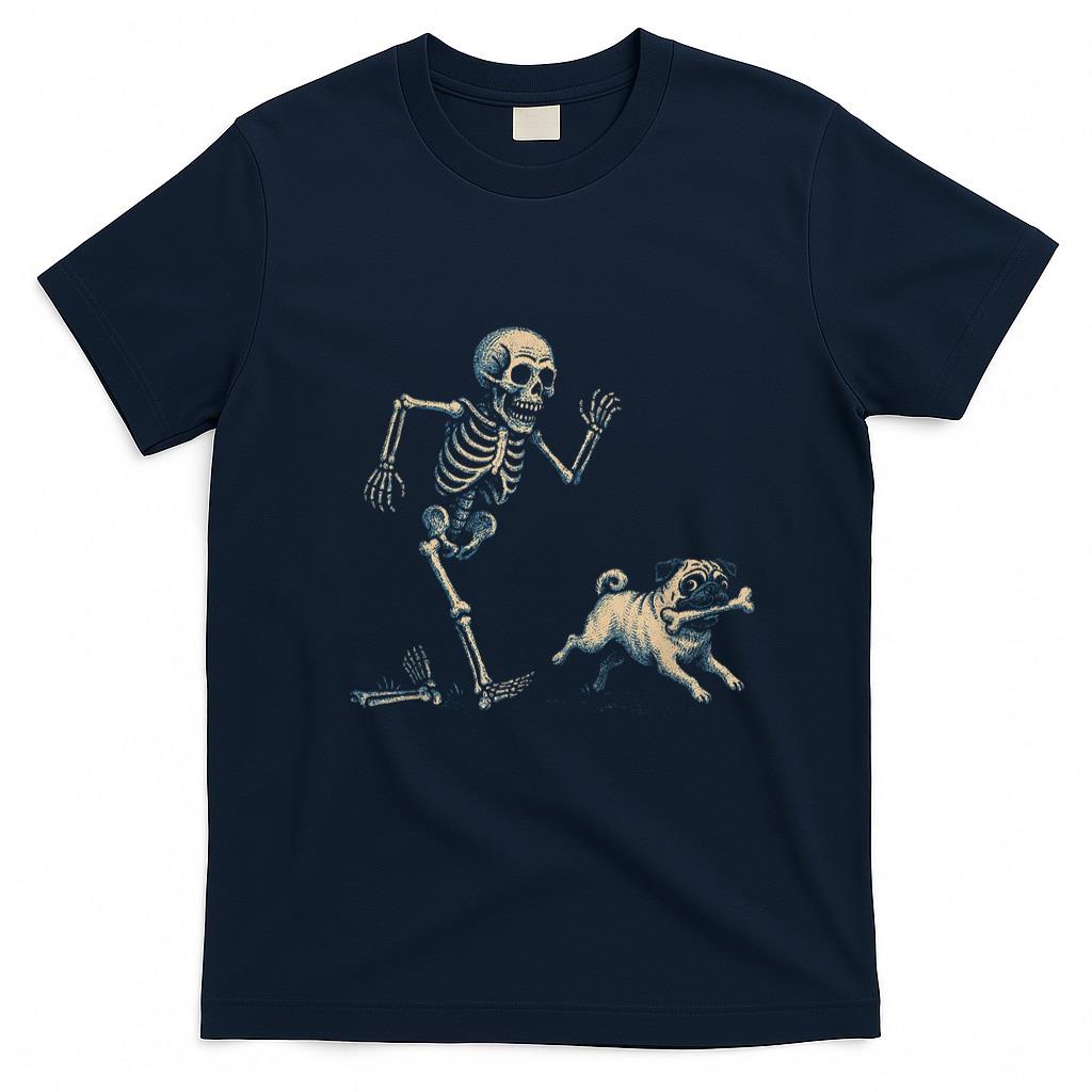 Pet Mom Halloween Shirt - Funny Skeleton Chasing Pug Halloween Dog Mom Pug Lover T-Shirt