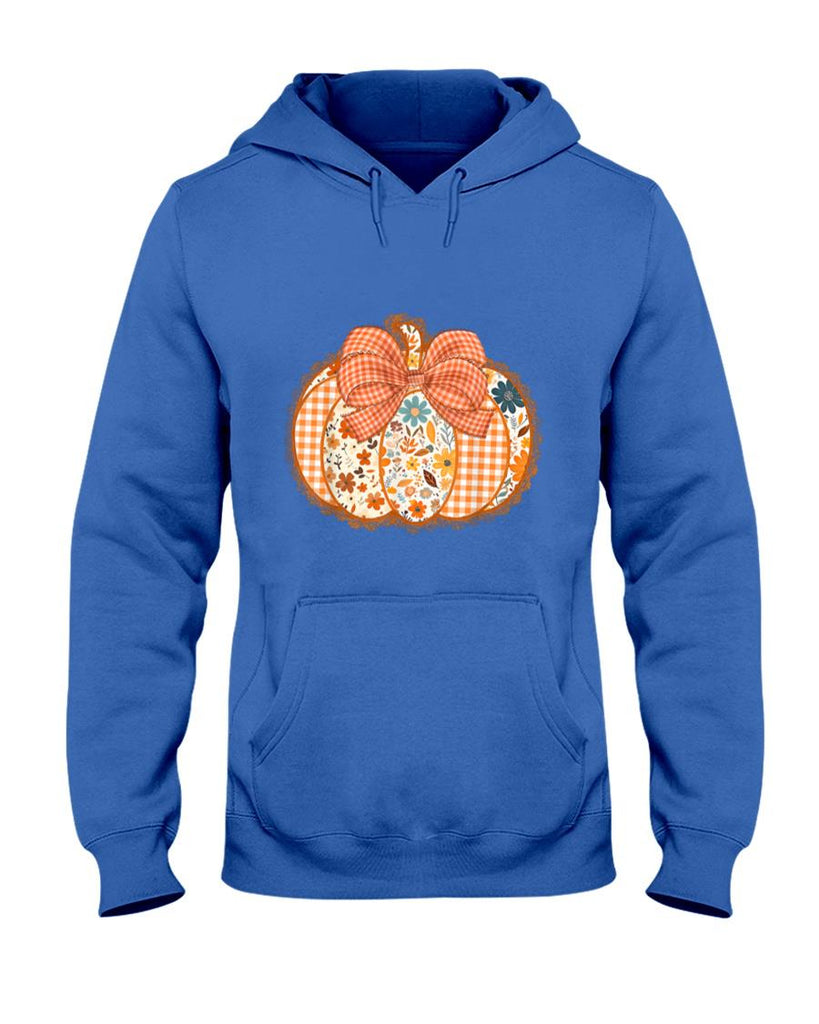 Coquette Bow Pumpkin Season Thanksgiving Autumn Fall Leaves T-Shirt