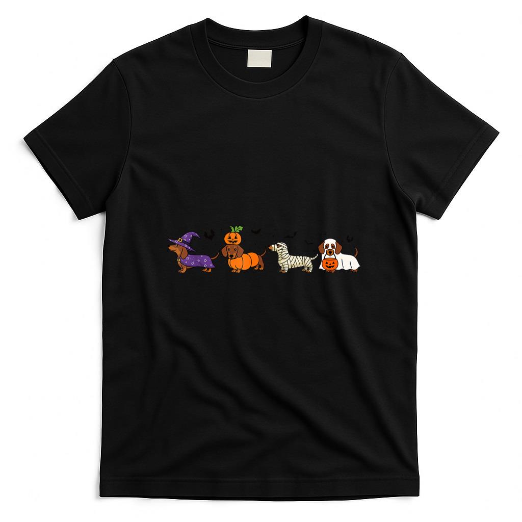 Pet Mom Halloween Shirt - Funny Dachshund Halloween Wiener Dog Mom Dog Lover Spooky T-Shirt