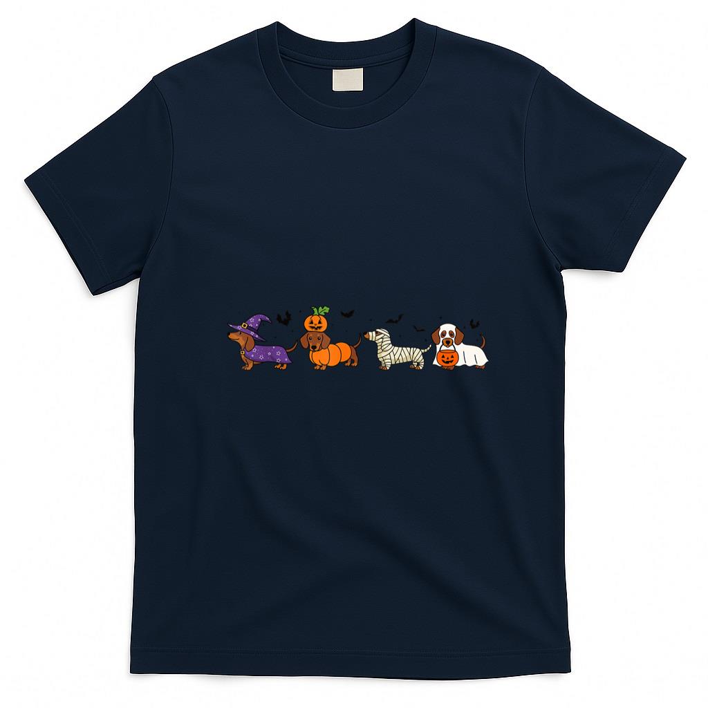 Pet Mom Halloween Shirt - Funny Dachshund Halloween Wiener Dog Mom Dog Lover Spooky T-Shirt