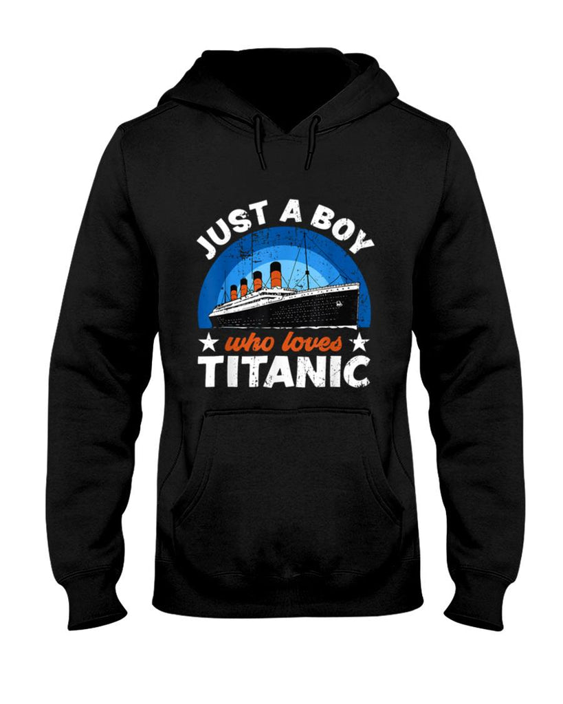 For Boys who just love the RMS Titanic T-Shirt