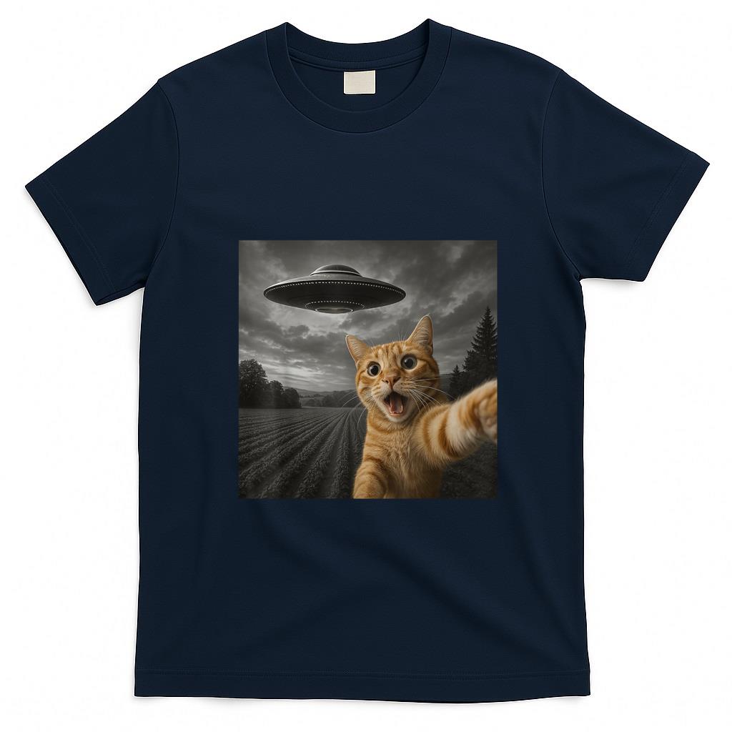 Funny Tees - Cat Selfie With Alien UFO Funny Cat Gifts For Men Women Kid T-Shirt_1